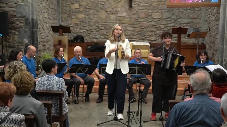Olagain Txistulari Elkartea Amaia Oreja eta Kristina Solanorekin: "Erabil nazazu"