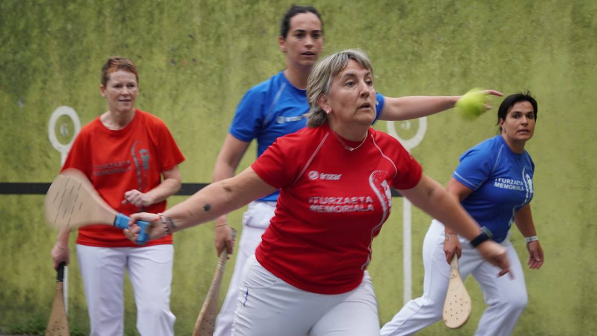 Eman liteke izena Iturzaeta pala txapelketan jokatzeko