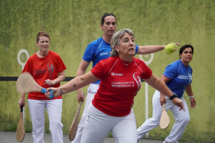 Eman liteke izena Iturzaeta pala txapelketan jokatzeko