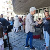 Udal Musika Eskolak “Ate irekiak kalean” ekimenean parte hartzeko gonbitea zabaldu du