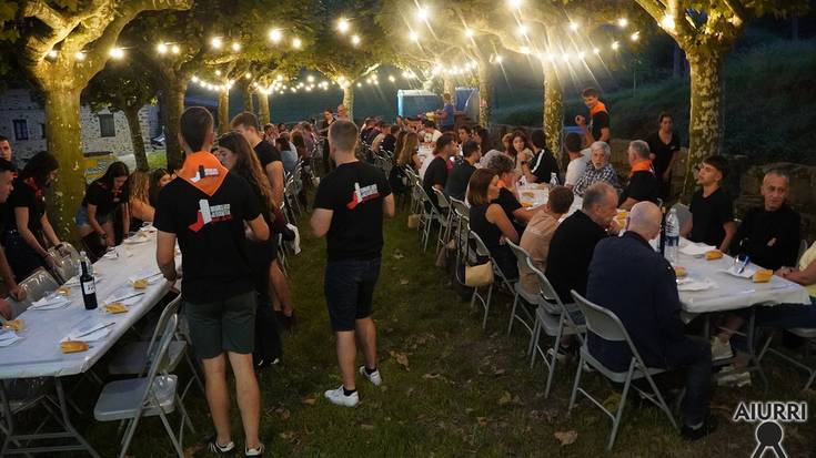Giro ederrean amaitu zuten jaien lehenbiziko eguna