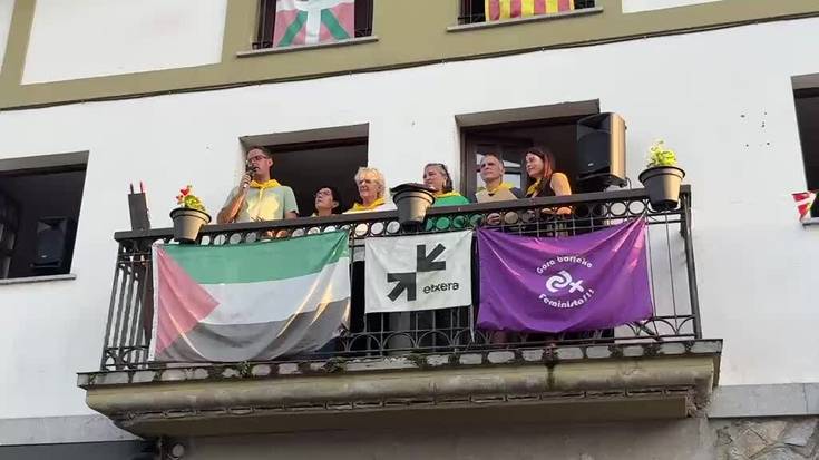 Urkamendi Guraso Elkarteak bota du jaien hasierako txupinazoa