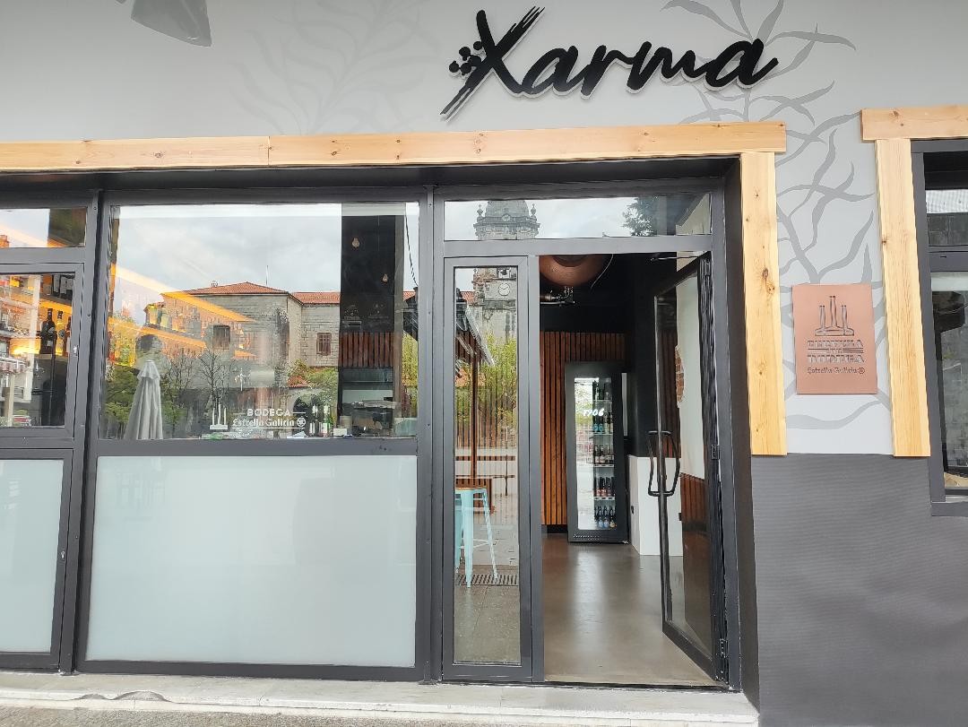Xarma taberna gaur zabalduko dute, Goikoplazan