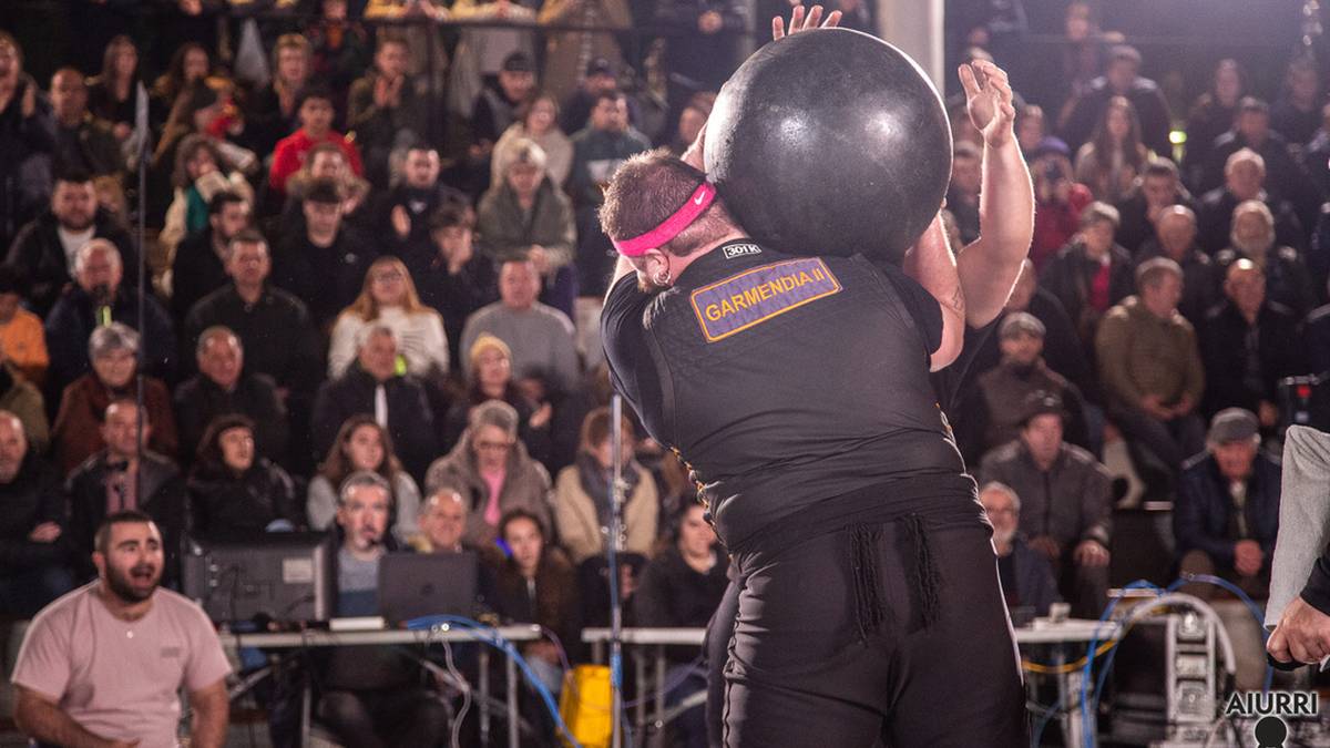 Gari Garmendia garaile Euskadiko Harri Handien Txapelketan