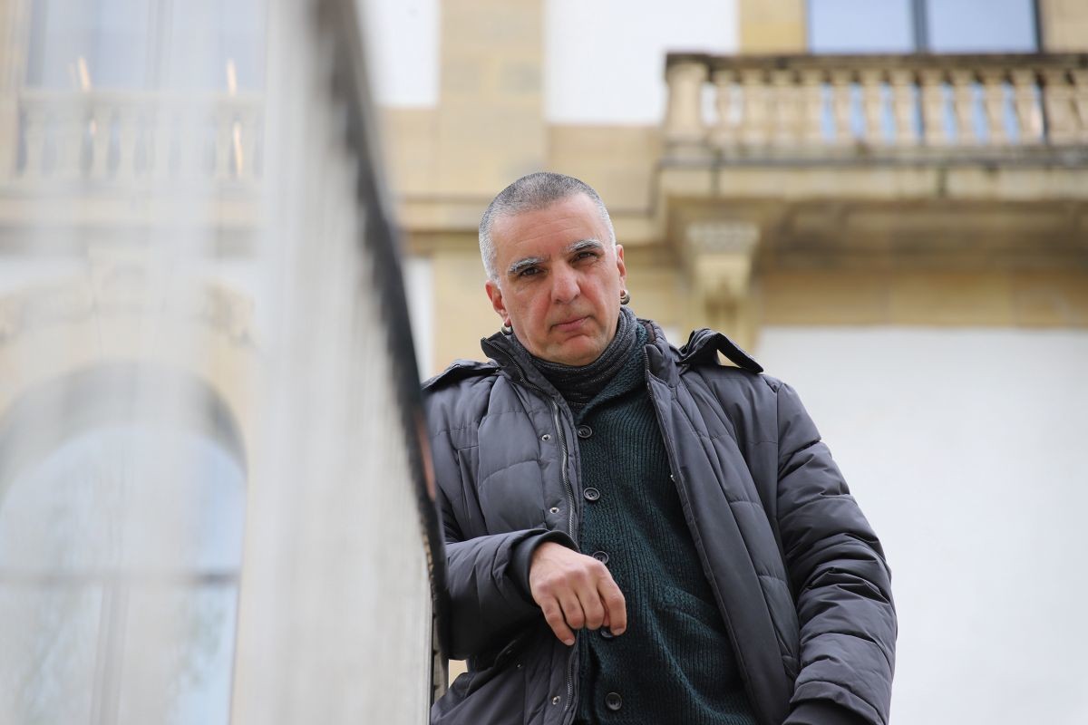 "Umorea sekulako tresna da kezka sozialei buruz hitz egiteko"