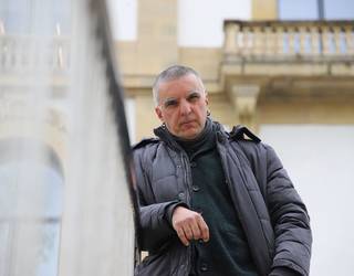 "Umorea sekulako tresna da kezka sozialei buruz hitz egiteko"
