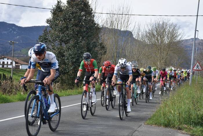 175 txirrindulari ariko dira Aiztondo Klasikan