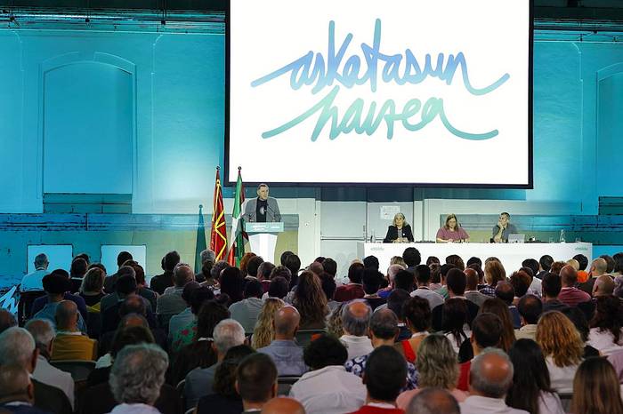 EH Bilduk Elkarrizketa Nazionala abiatuko du, diagnosi kolektiboa egin eta herri proiektu partekatua eraikitzeko