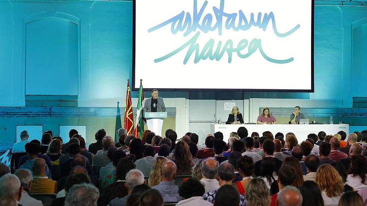 EH Bilduk Elkarrizketa Nazionala abiatuko du, diagnosi kolektiboa egin eta herri proiektu partekatua eraikitzeko