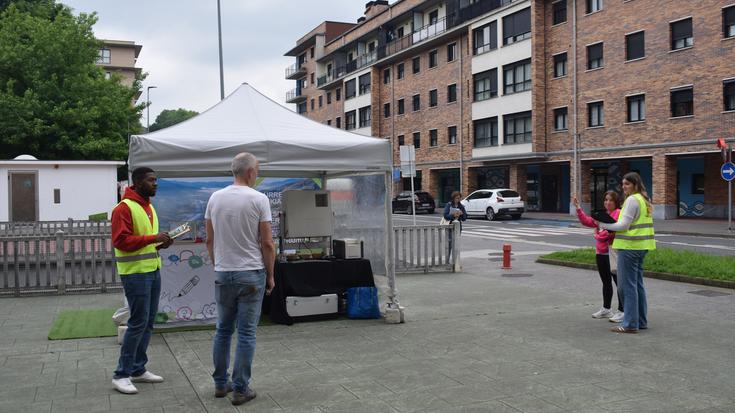 Informazio-karpa, aurrekontu irekien bozkaketa-prozesuan laguntzeko