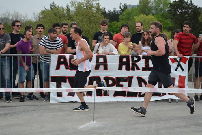 Pikabea irabazle aizkora eta lasterka apustuan