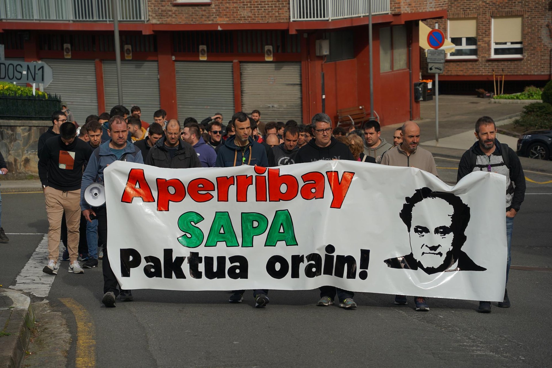 Hiru astez luzatu den grebaren ostean, akordioa iragarri dute langileek