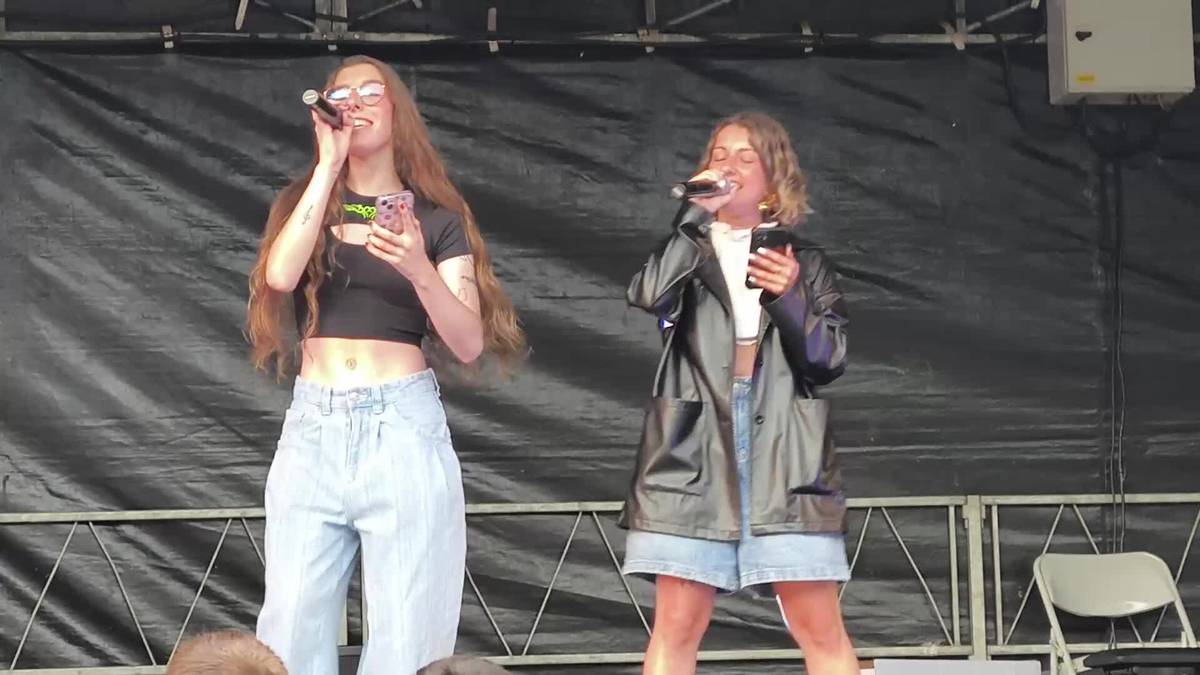Got Talent Karrika eta play-backa Karrikako jaietan