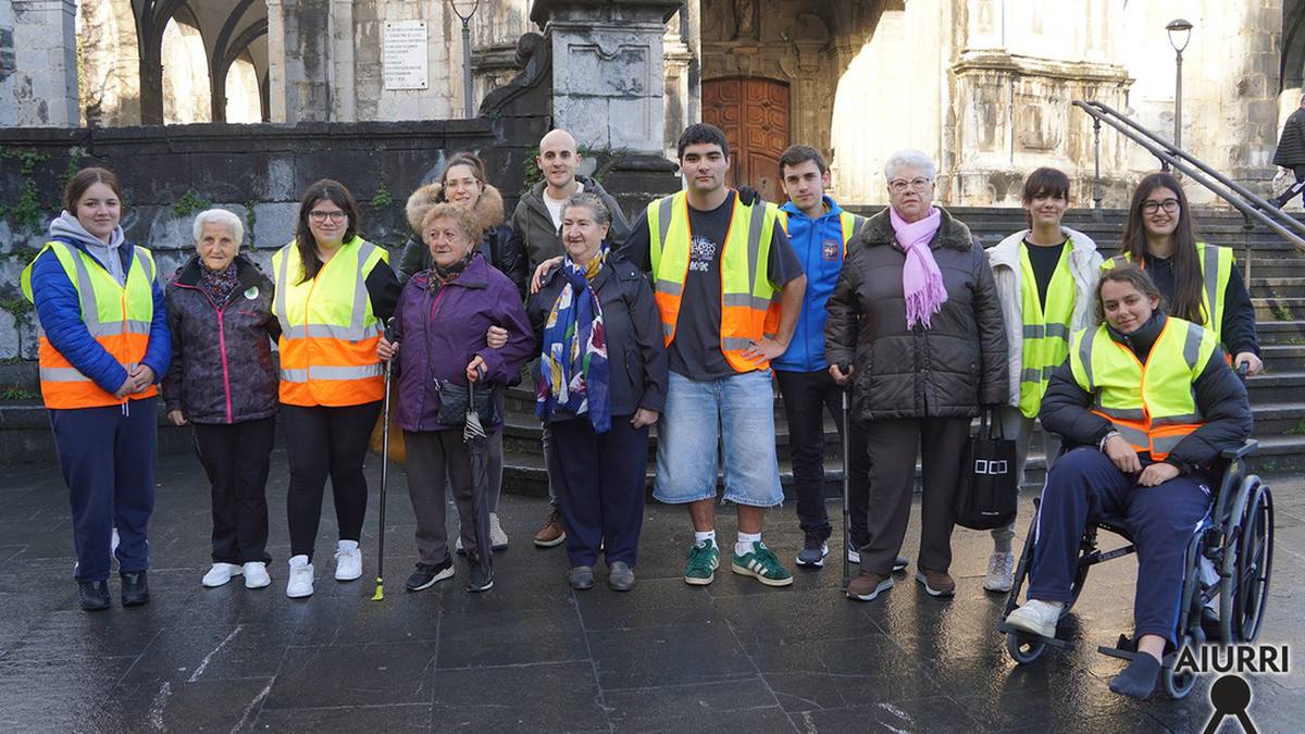 Aisa egin diote aurre eguraldi kaskarrari ”Ibili Andoain” ekimeneko parte-hartzaileek