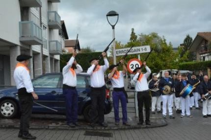 Oiartzabal musikariari omenaldia Sorabillan