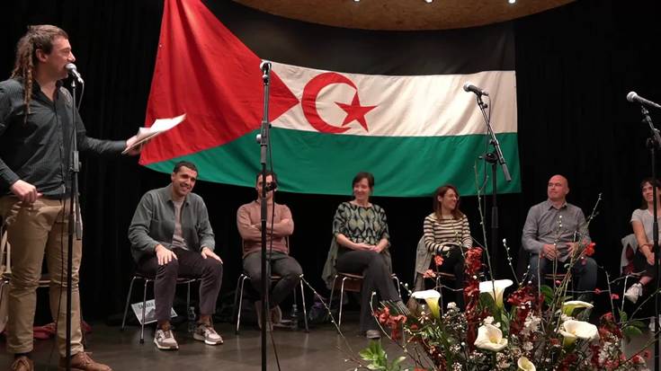 Sahararen aldeko bertso saioa: hasierako sei bertsolarien agurra