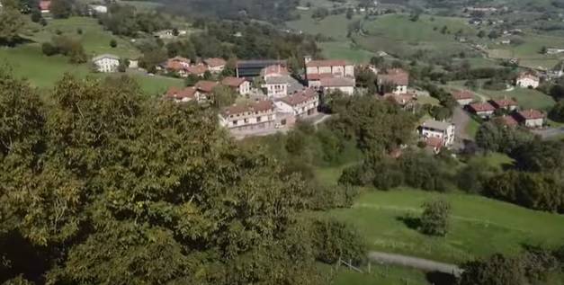 Larraulgo Udalaren eta guztion ondare diren herri-bideak errespetatu egin behar dira