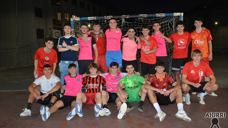 Txekorrak taldeak irabazi du areto futboleko txapelketa