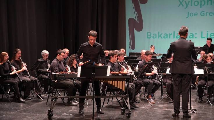 Udal Musika Eskolako Banda: Lier Sarasola Fernandez xilofono-jolea bakarlari