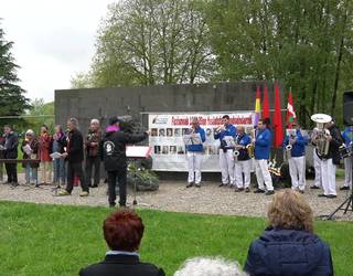 Banda Errepublikanoa, Andoainen frankismoak eragindako biktimen aldeko ekitaldian: "Campanades a morts"