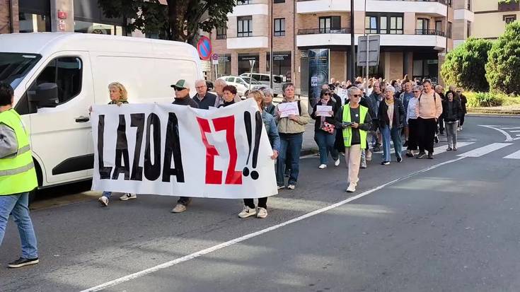 Laxoaren kontrako eta saihesbidearen aldeko manifestazioa, "Errespetatu Andoain" plataformak deituta