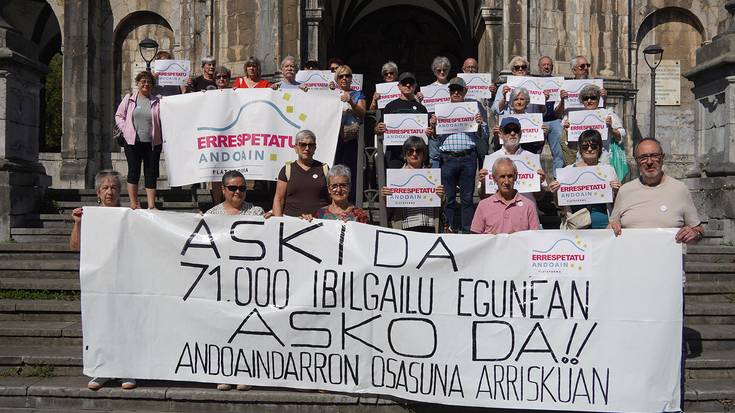 Lazoak arazoak betikotu egiten dituela aldarrikatu dute "Errespetatu Andoain"ek deitu duen elkarretaratzean