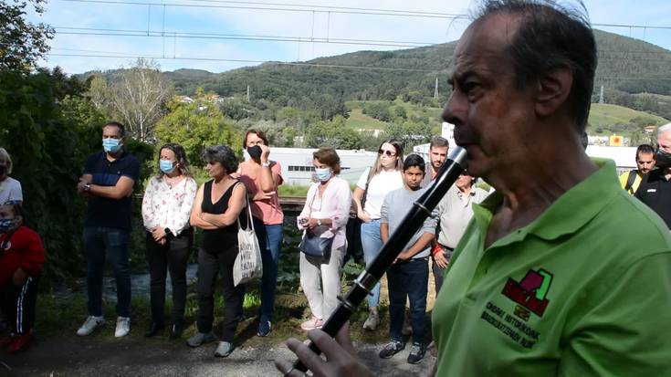Omenaldia hildako lau kideei, Burdinak antolatuta Ortzaika karobiaren piztean