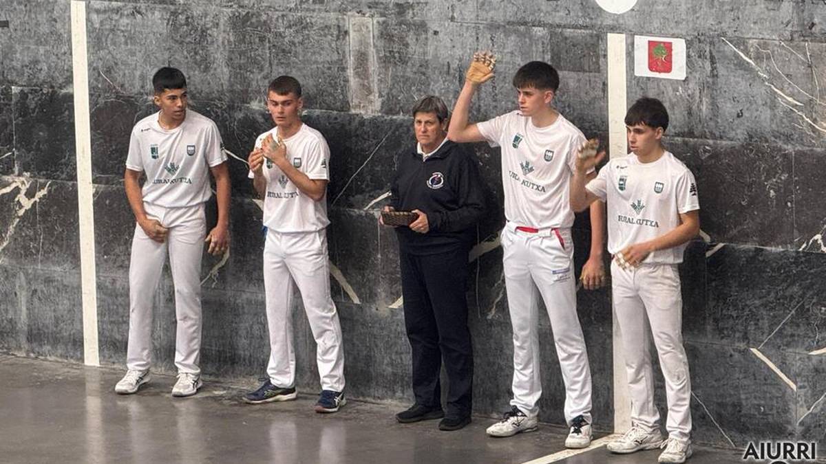 Garaipenarekin hasi du Adunak Herriarteko Pilota Txapelketako ibilia