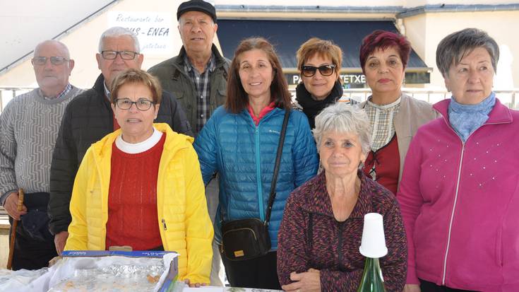 Elizpe jubilatu elkarteko kideen lanen erakusketa