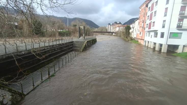 Ur maila nabarmen hazi da