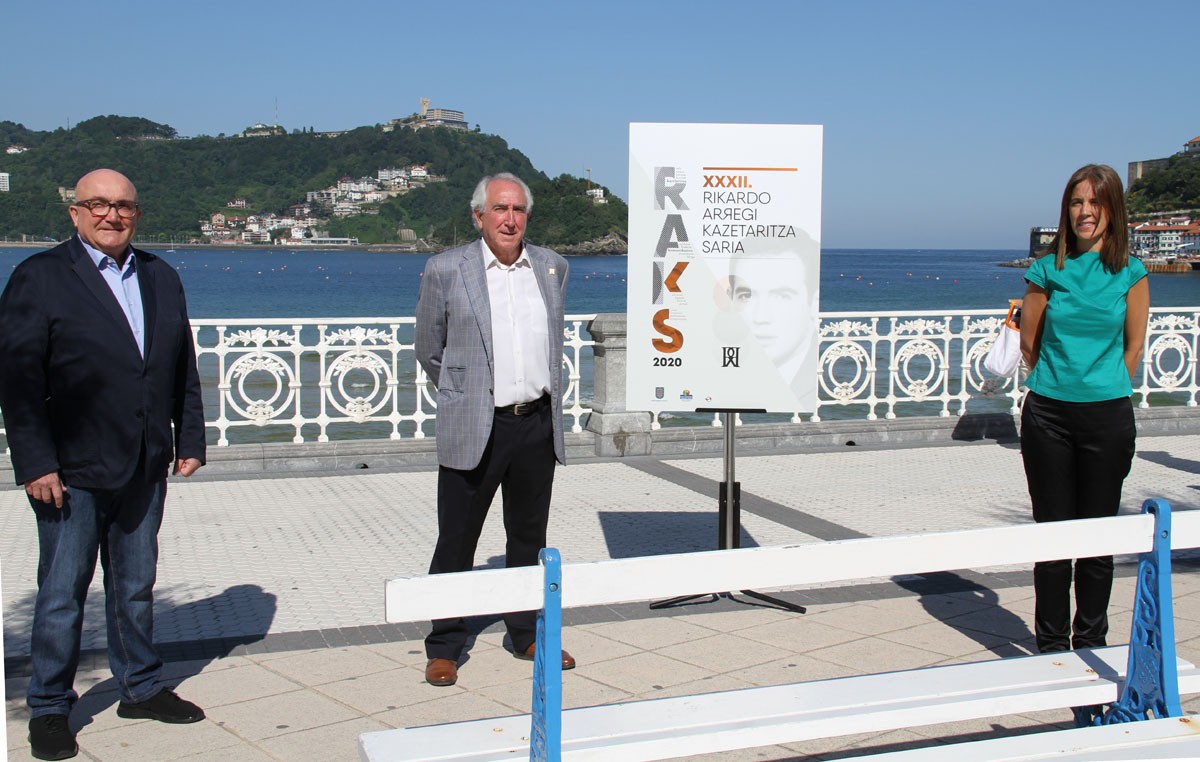 XXXII. Rikardo Arregi Kazetaritza Saria aurkeztu dute Donostian