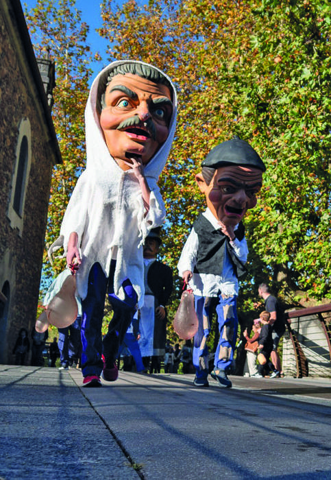 Lebiton eta gure pertsonaiak