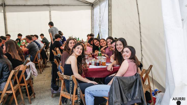 Asteasuko Gazte Eguna ospatu dute gaur