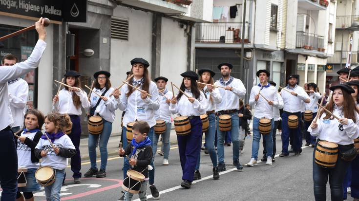 Herri Danborrada prestatzeko entseguak deitu dituzte