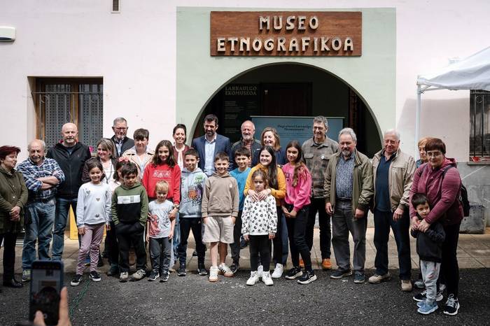 "Kolekzio etnografiko aberatsa du museoak eta pieza gehienak herritarrek utzitakoak dira"