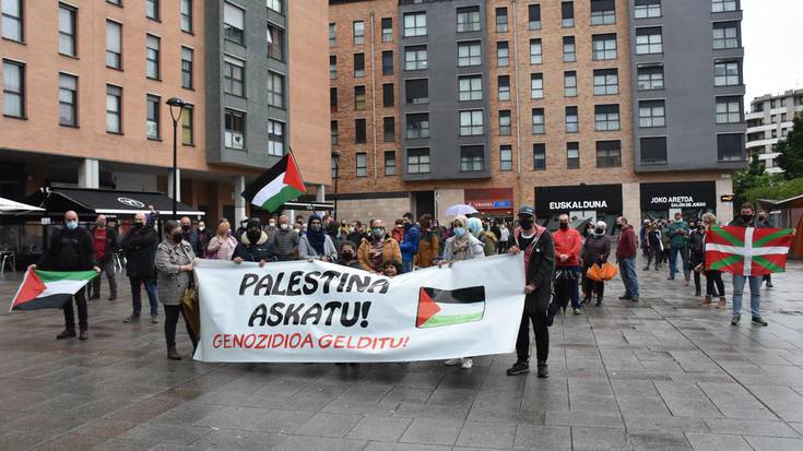 Palestinarrei elkartasuna adierazi diete hainbat herritarrek