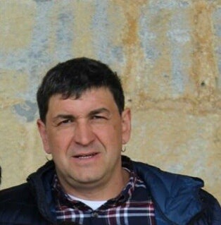 “Bat-batean iritsi zaigu gaixotasuna, eta oso gogorra da hari aurre egitea”
