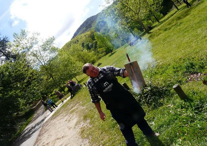Behiak, zaldiak eta ardiak Amasamendiko lurretan