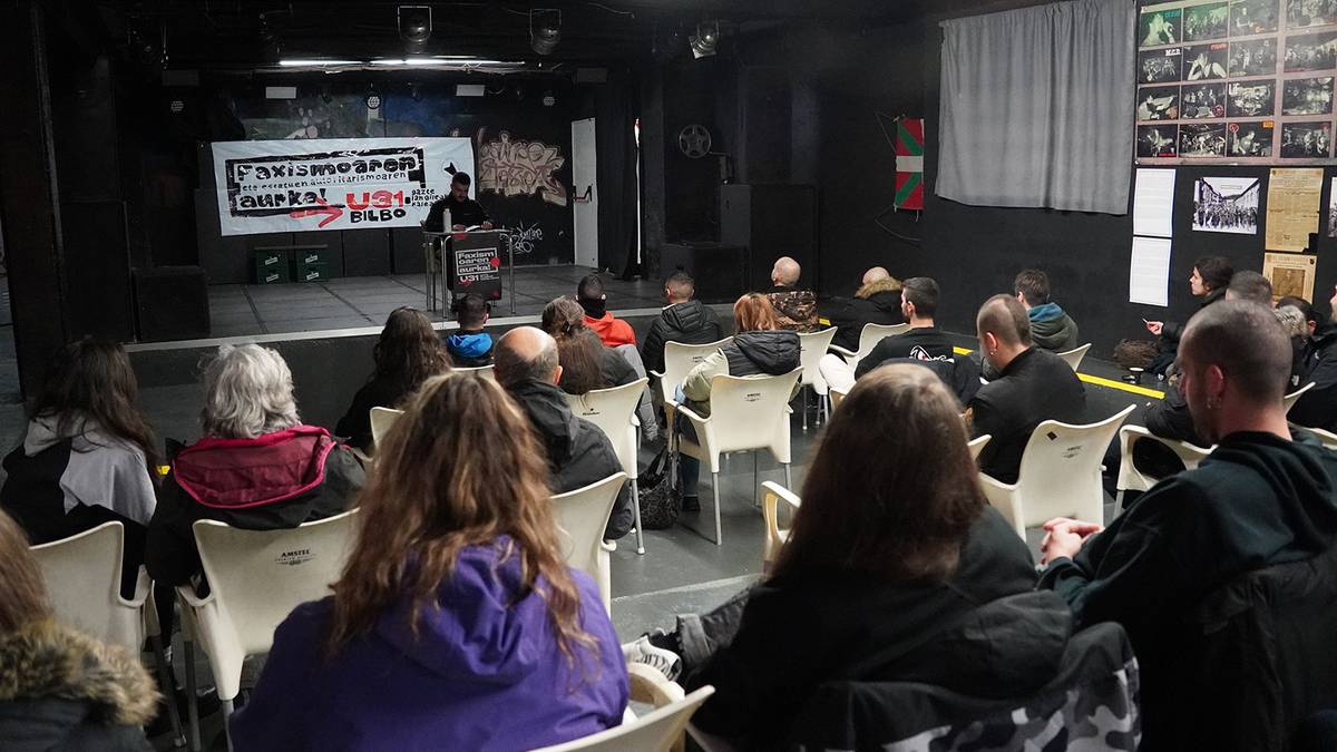 Faxismoa gora doala eta kalean aurre egin behar zaiola aldarrikatu dute