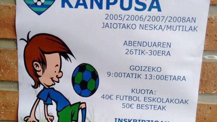 I. Gabonetako futbol kanpusa, Arratzain FKEren eskutik