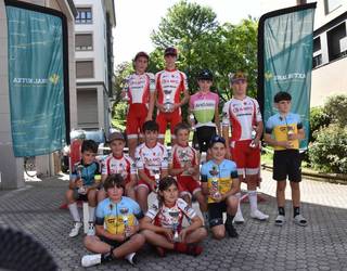 Benjamin, alebin eta infantil mailako lasterketa, Idiazabal kalean
