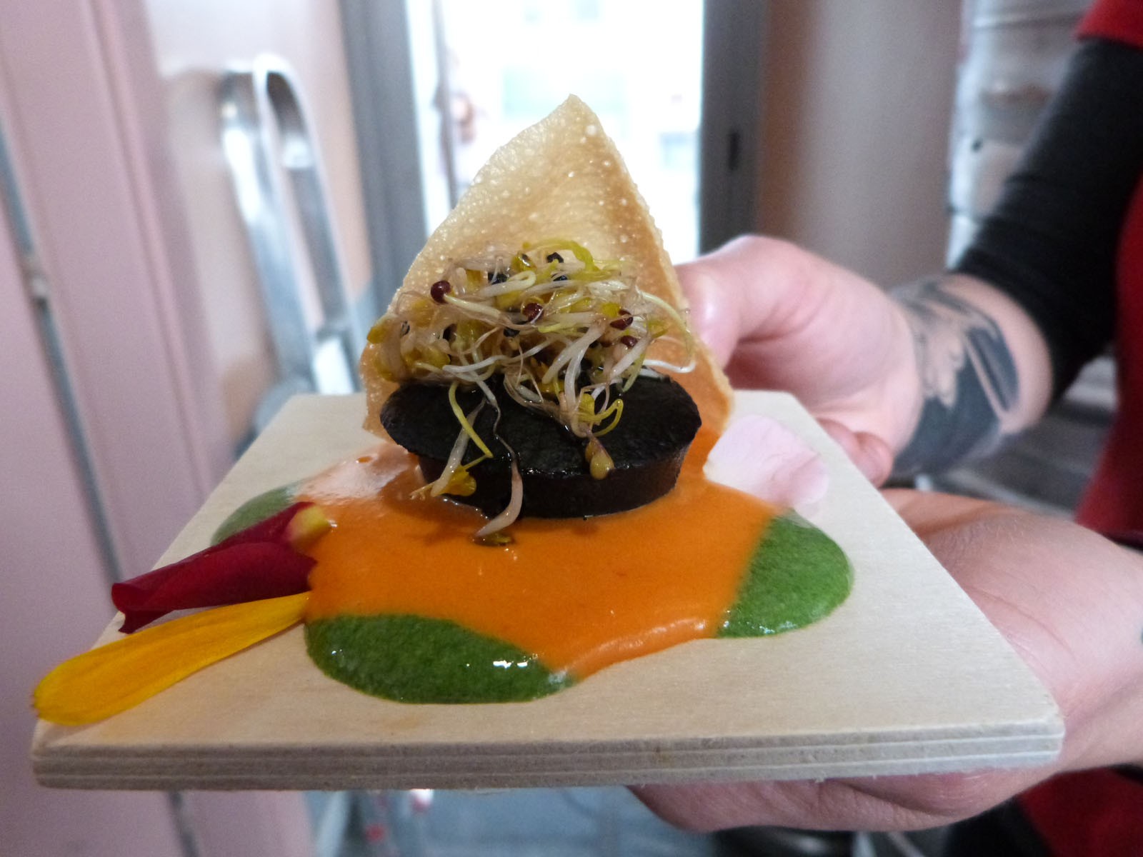 Pintxo pote musikatua, ostegun honetan