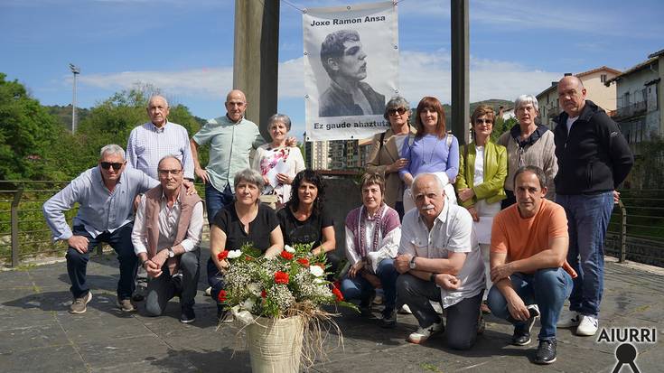 “Ez gaude ahaztuta” aldarrikatu dute, Joxe Ramon Ansaren hilketaren 46. urteurrenean