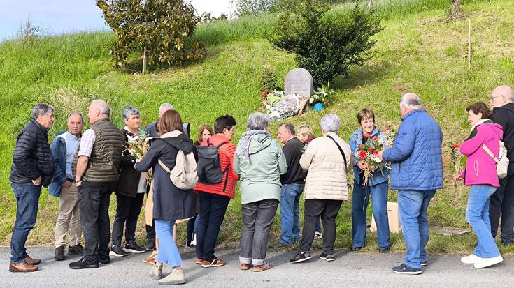 Gogoan hartu dute Joxe Ramon Ansa Etxeberria, bere hilketaren 47. urteurrenean
