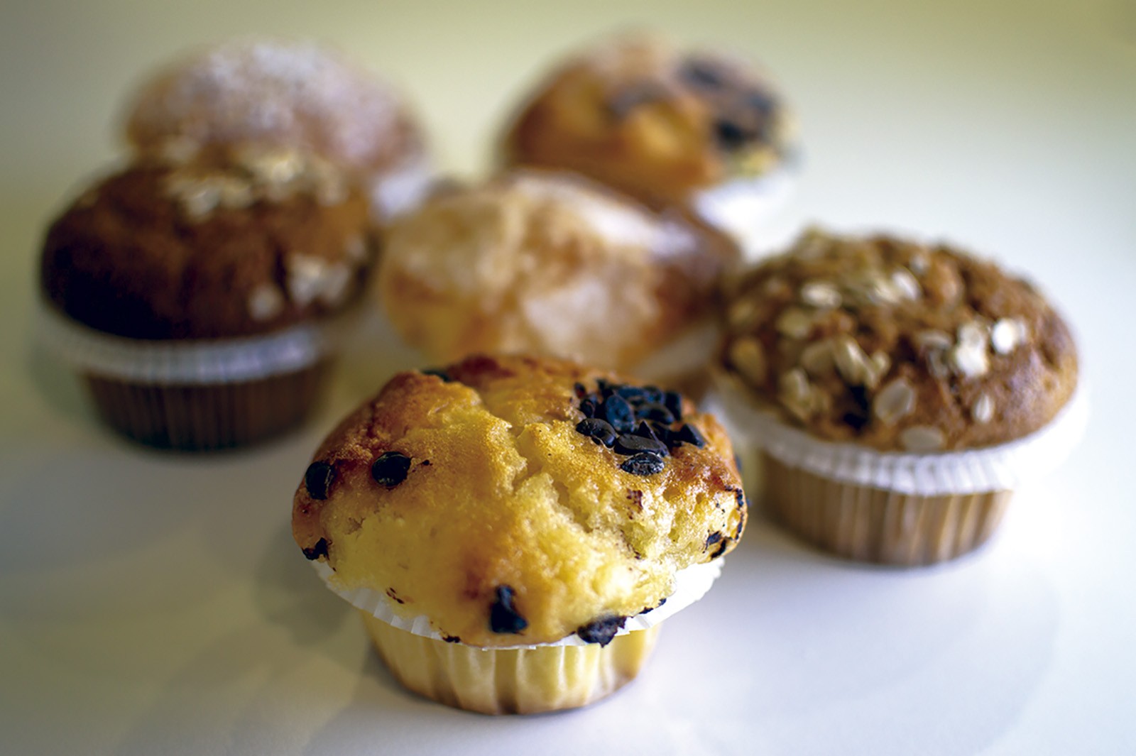 Muffinak eta txokolate beroa Euskaraldiak Goikoplazan jarriko duen karpan, ostiral honetan 18:00tan hasita