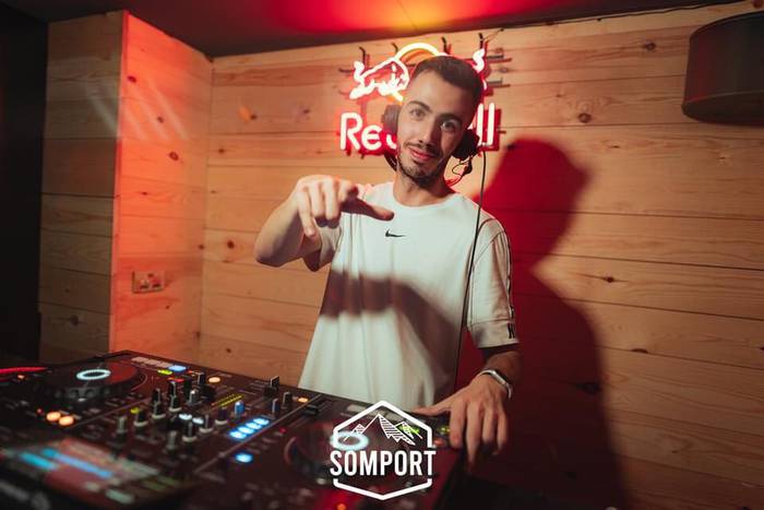 Bertan behera geratu da DJ Ander eta DJ Leinup herrikideek parte hartu behar zuten musika jaialdia
