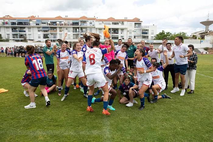 Emakumezkoen Eibar futbol taldeak lehen mailara egin du jauzi, Yerai Martinen gidaritzapean