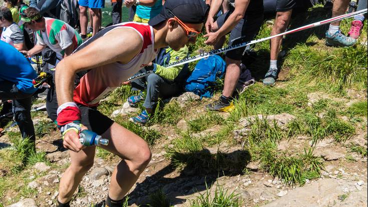 Eskualdeko korrikalariek maila handia erakutsi zuten Zegama-Aizkorri mendi maratoian