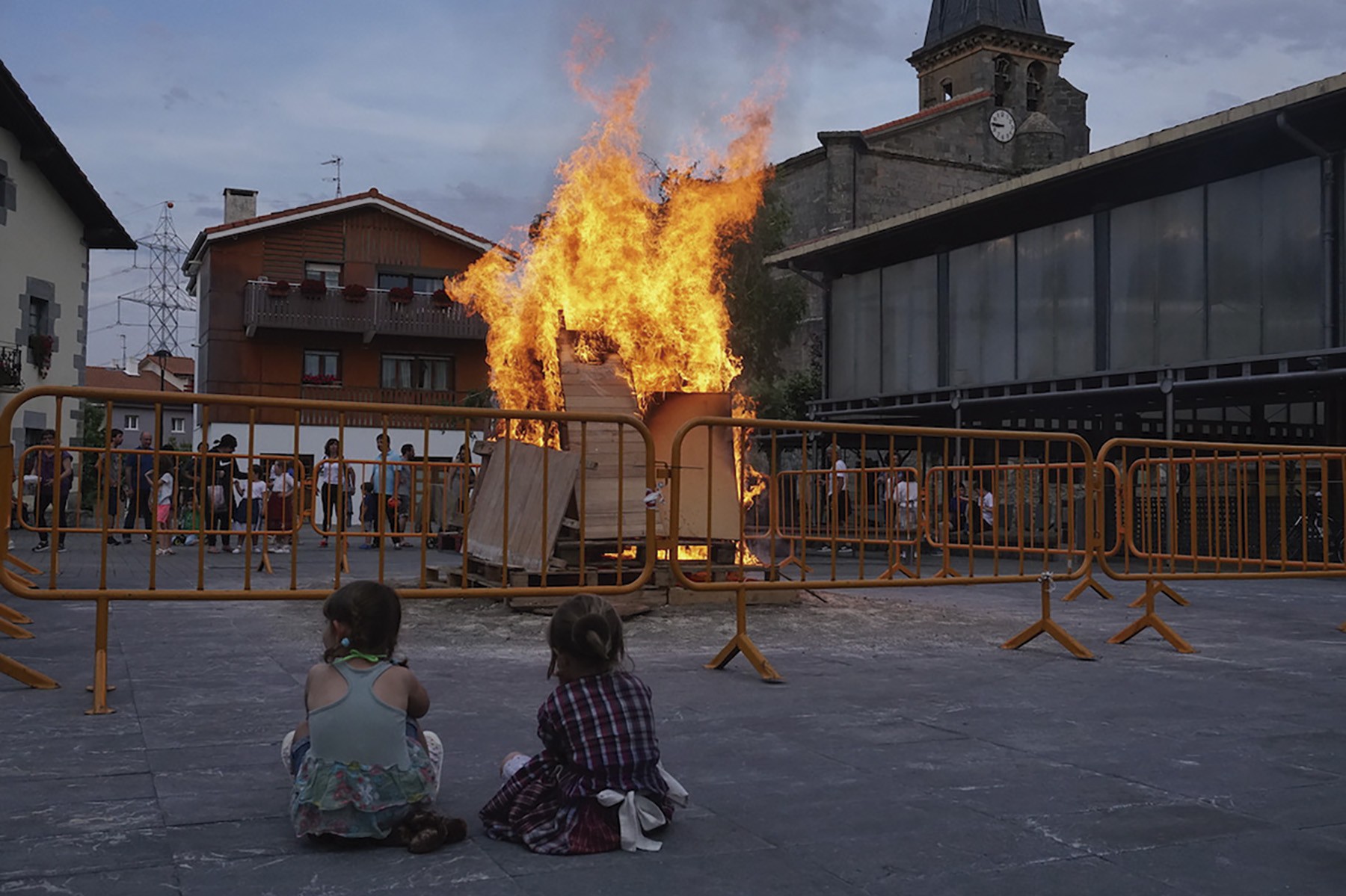 San Juan sua, Aiztondo bailaran