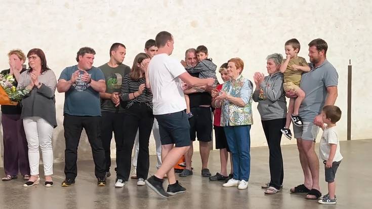 Goiburun Eskuzko Pilota Txapelketako sari-emate ekitaldia, Gaztetxeak antolatuta